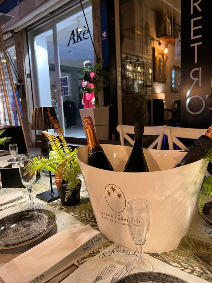 צ'יסטרנה די לטינה B&B Caffe Retro' מראה חיצוני תמונה