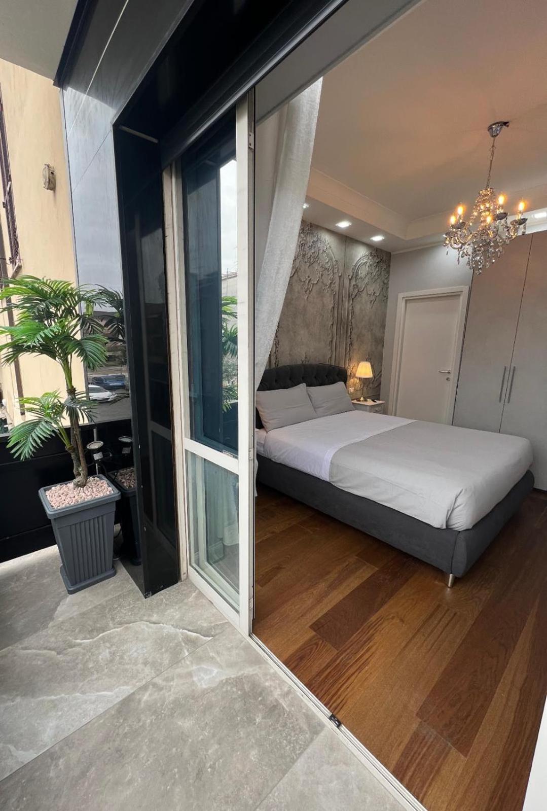 צ'יסטרנה די לטינה B&B Caffe Retro' מראה חיצוני תמונה