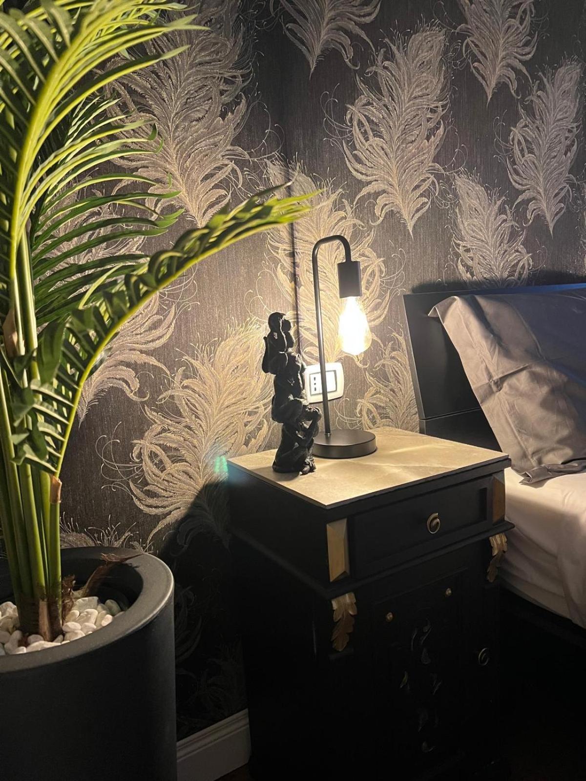 צ'יסטרנה די לטינה B&B Caffe Retro' מראה חיצוני תמונה