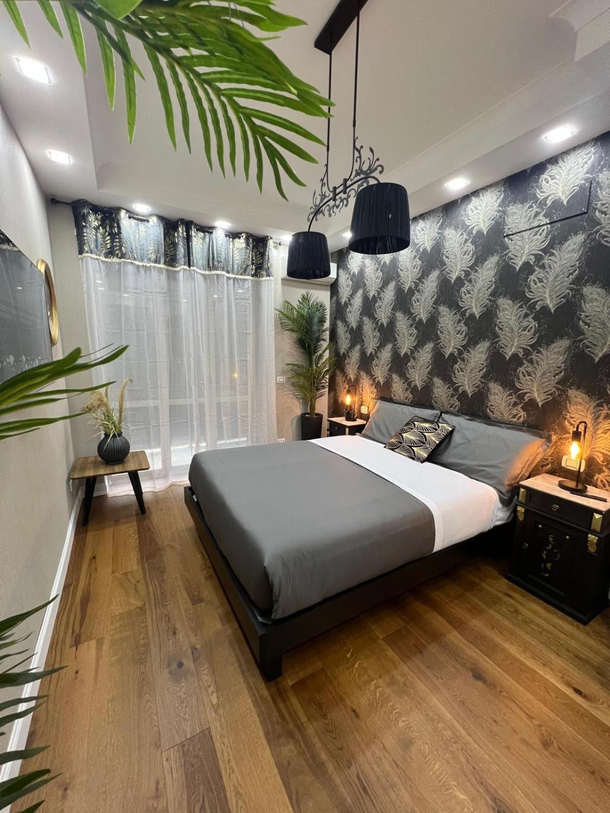 צ'יסטרנה די לטינה B&B Caffe Retro' מראה חיצוני תמונה